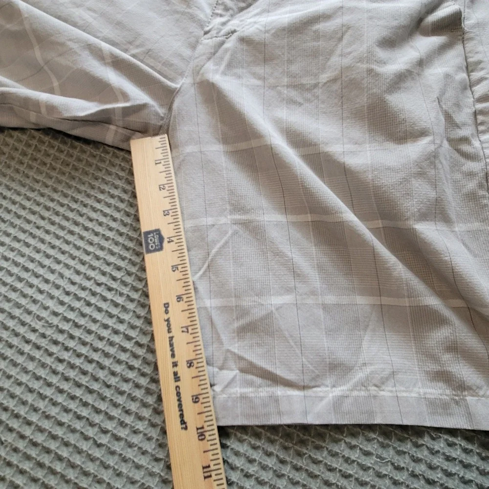 Burnside Shorts Mens‎ 32 Grey Plaid Flat Front Textured Cotton Blend Outdoor